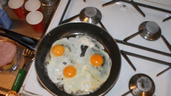 Eieren voor het brood.
